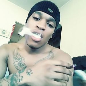 Meet your Posher, Kenneth